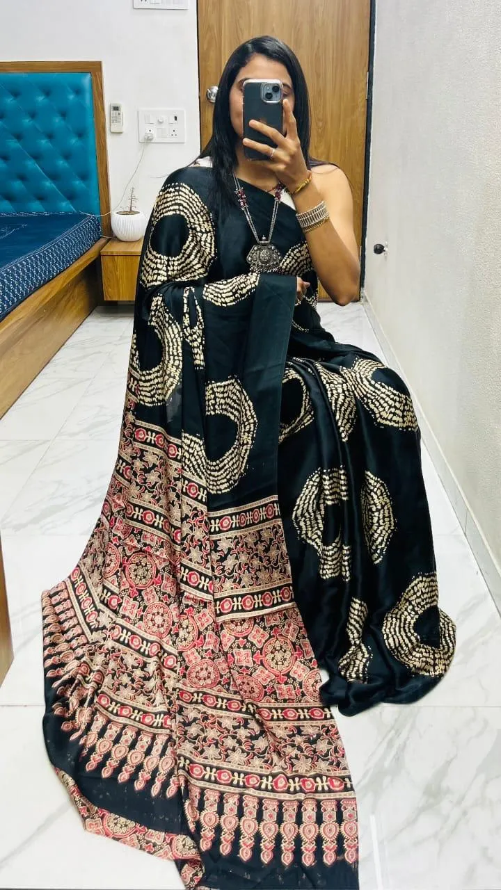 Buy New Supar Premium Saree in Surat - Reseller Bazzar